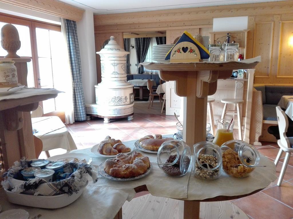 Bed and Breakfast Agritur Cornasest Брегуццо Екстер'єр фото